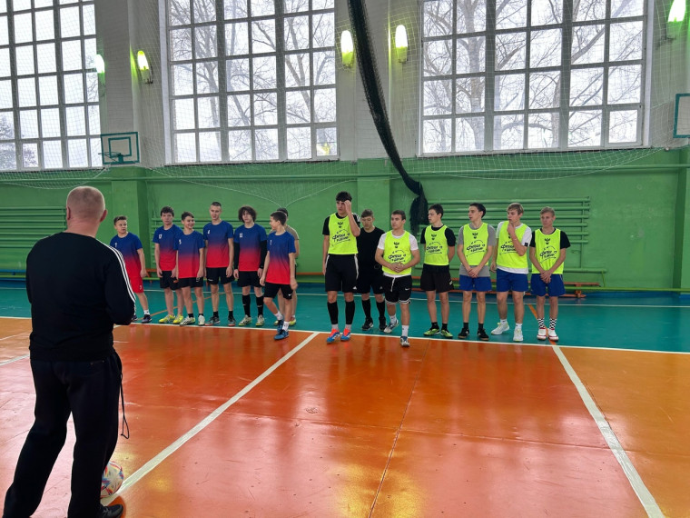 Соревнования по мини футболу..
